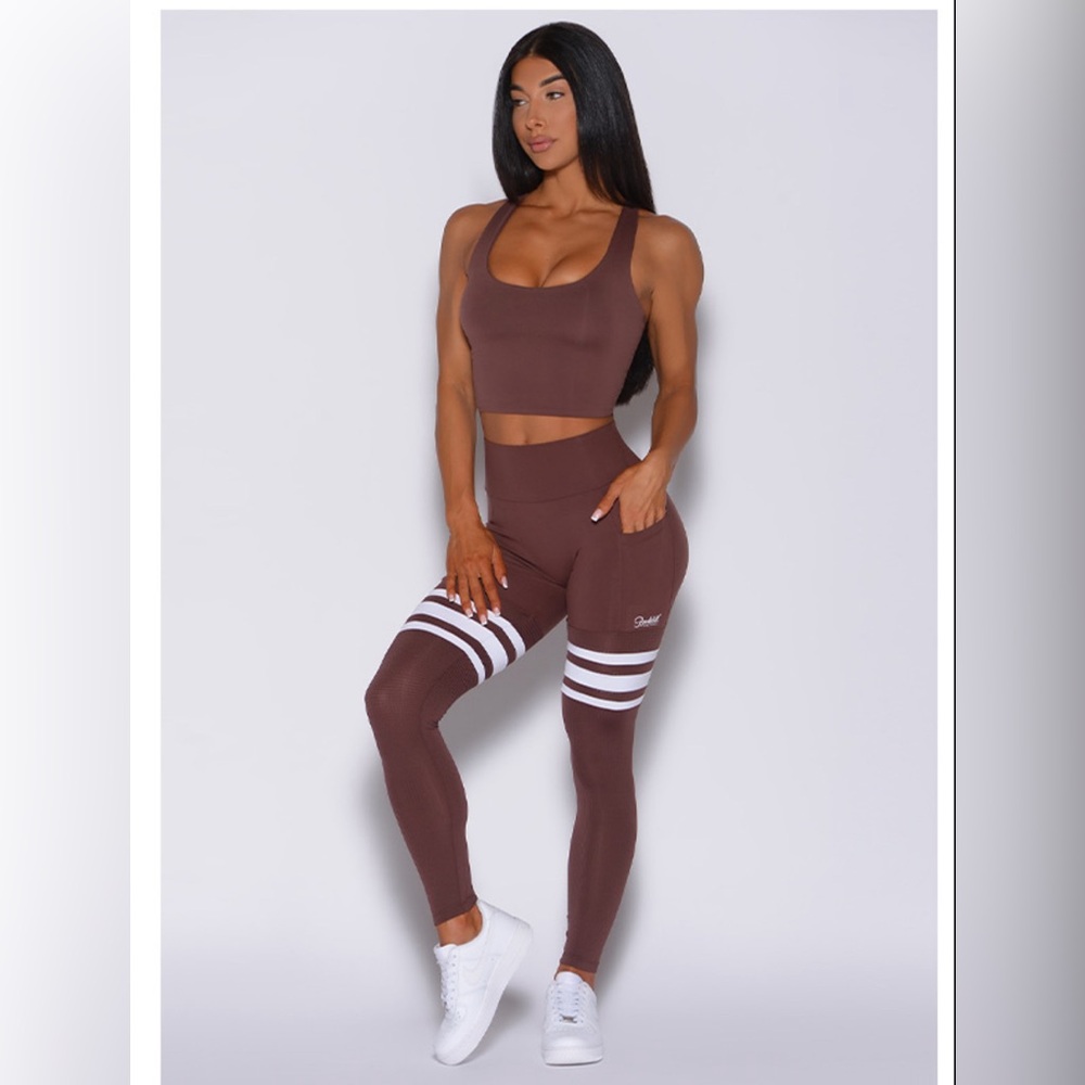 Bombshell Sportswear Chocolate Brown Set Leggings size Xs and Sport Bra size S